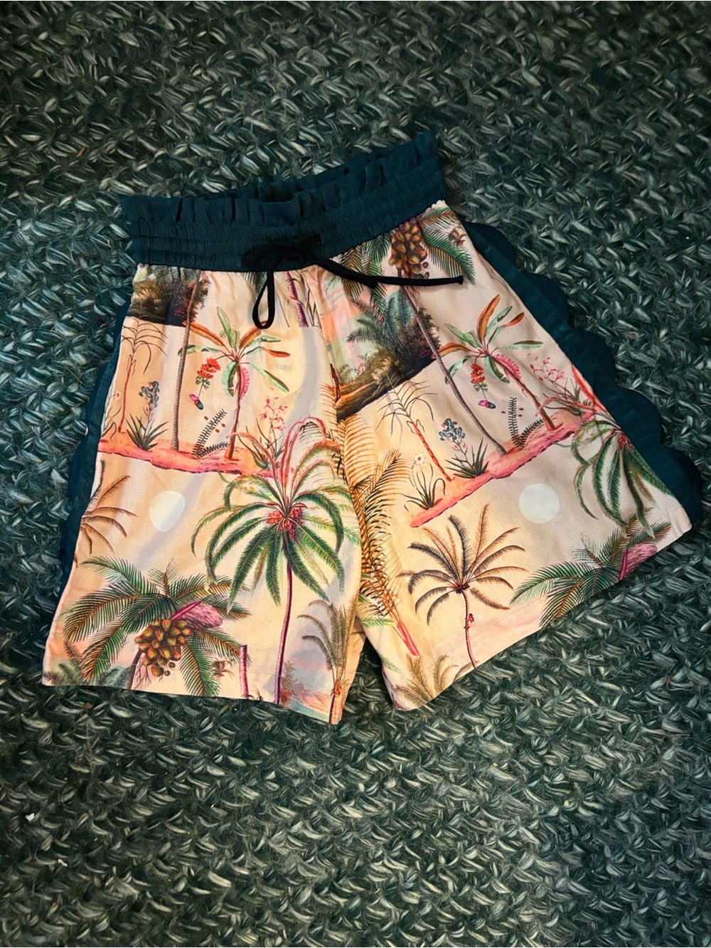Tropical Palm Print Women's Bermuda Shorts - Pink/Green